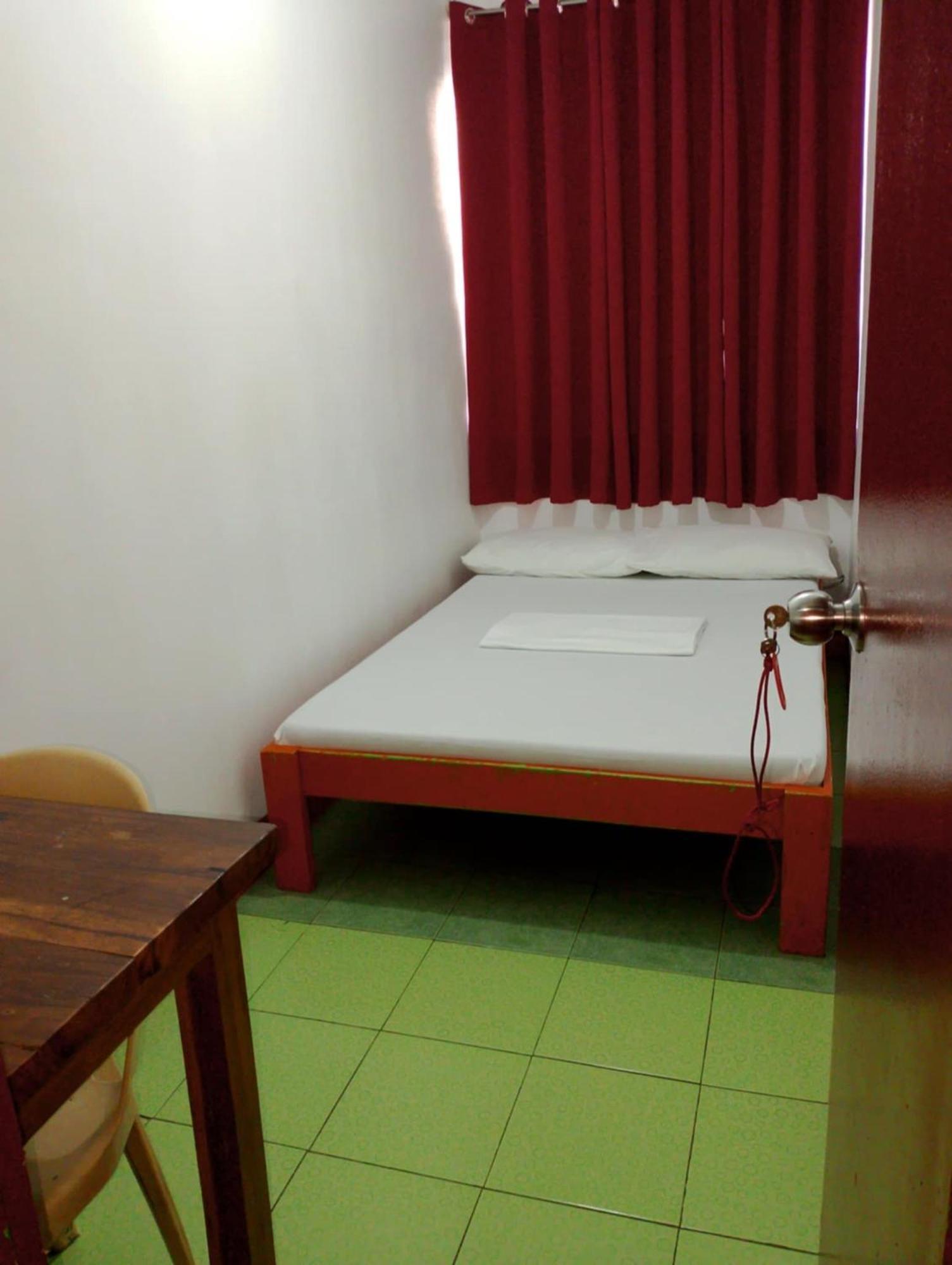 Stay Malate Manila Bagian luar foto